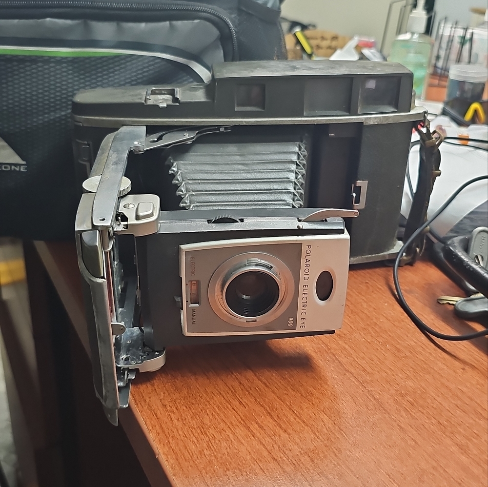 Polaroid 900 electric eye land camera